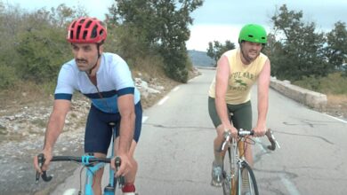Kyle Marvin et Michael Angelo Covino dans The Climb